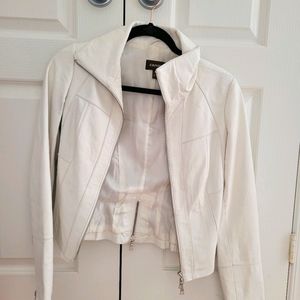 Vintage Danier genuine white leather jacket size 4